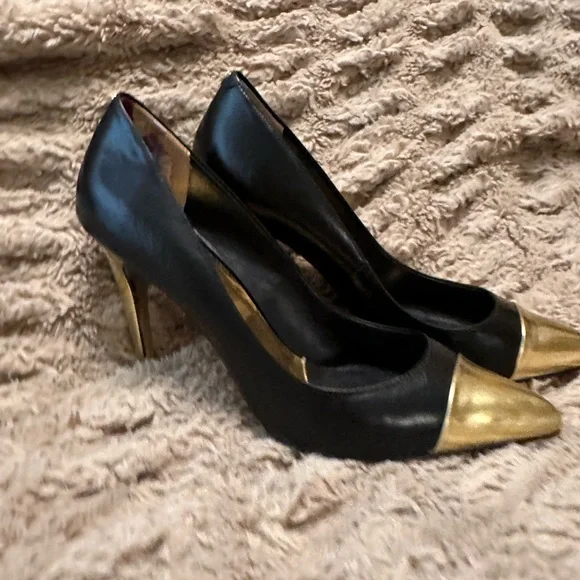 NEW Ted Baker London Saysa Stilleto black/ gold size US10/ UK8 - Picture 10 of 10